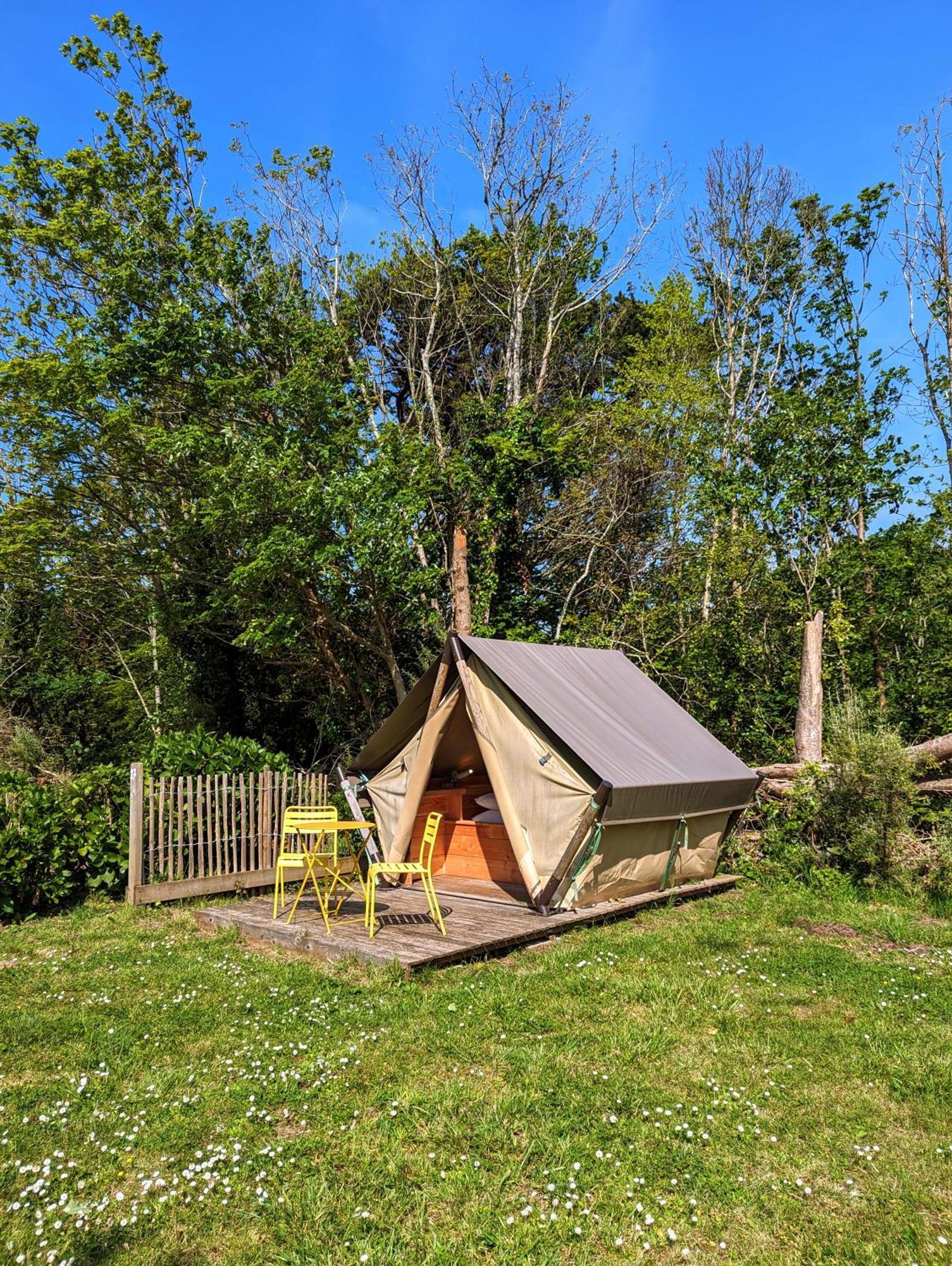 Camping Naeco Audierne Plouhinec  Exterior photo